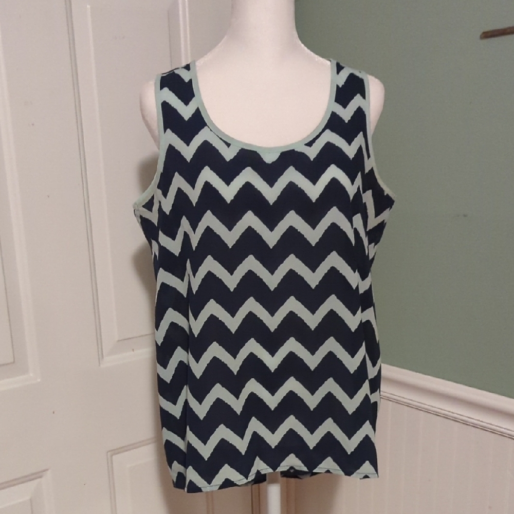 Pink Rose Large Zigzag Tank Top Button Back